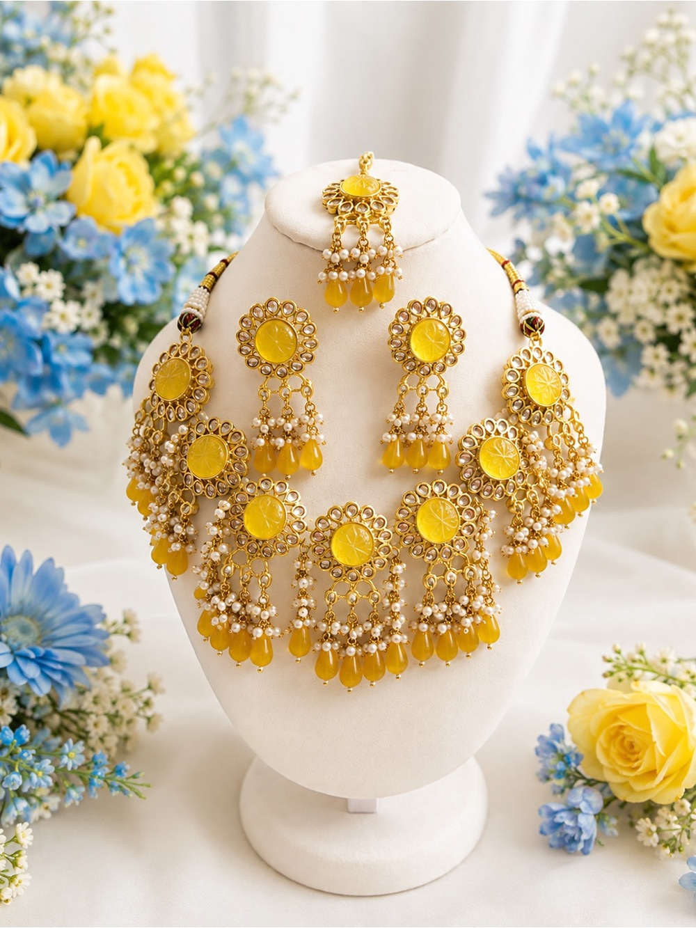 Elegant Yellow Gold Statement Necklace Set - Women Jewelry